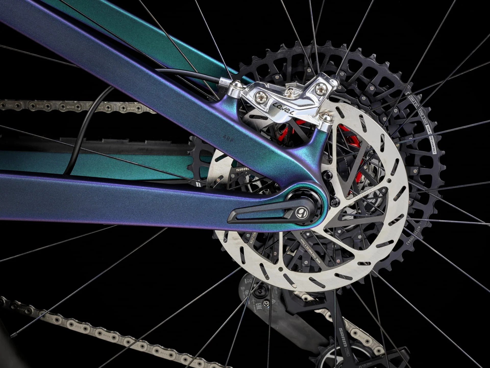 Top Fuel 9.9 XX AXS Matte Emerald Iris - Image 11