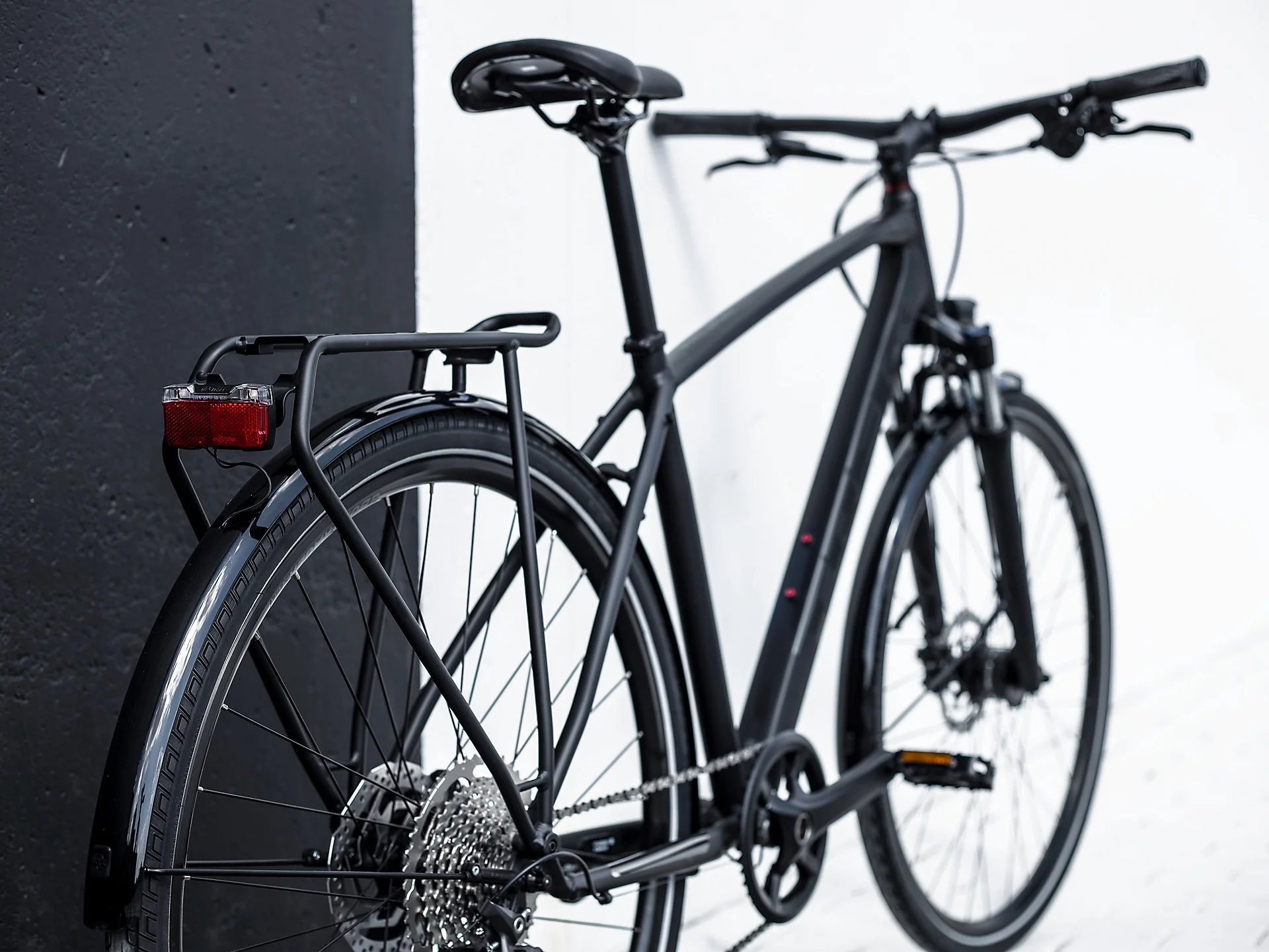 Dual Sport 3 Equipped Matte Trek Black - Image 11