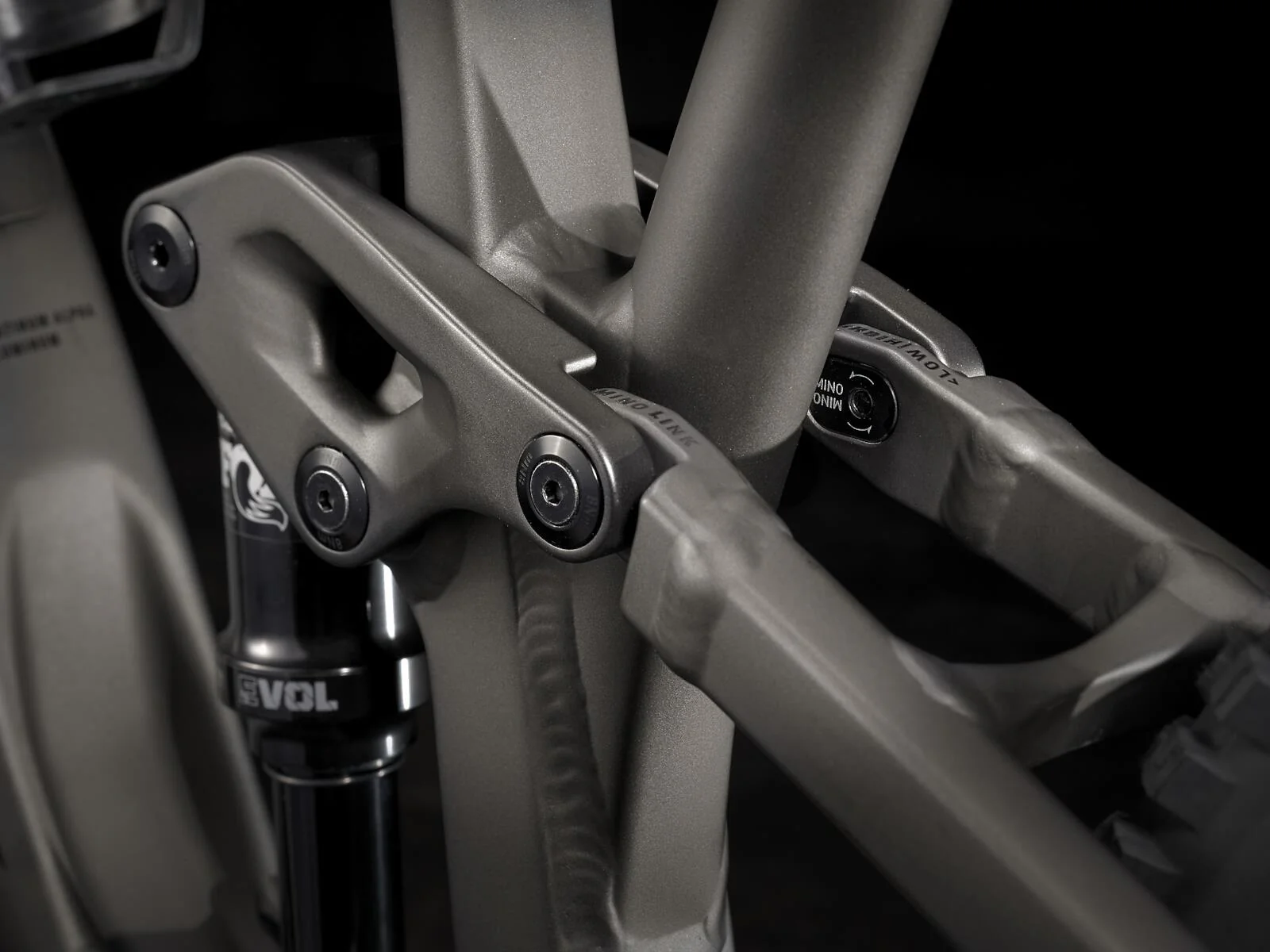 Fuel EX 7 Gen 6 Matte Dnister Black - Image 4