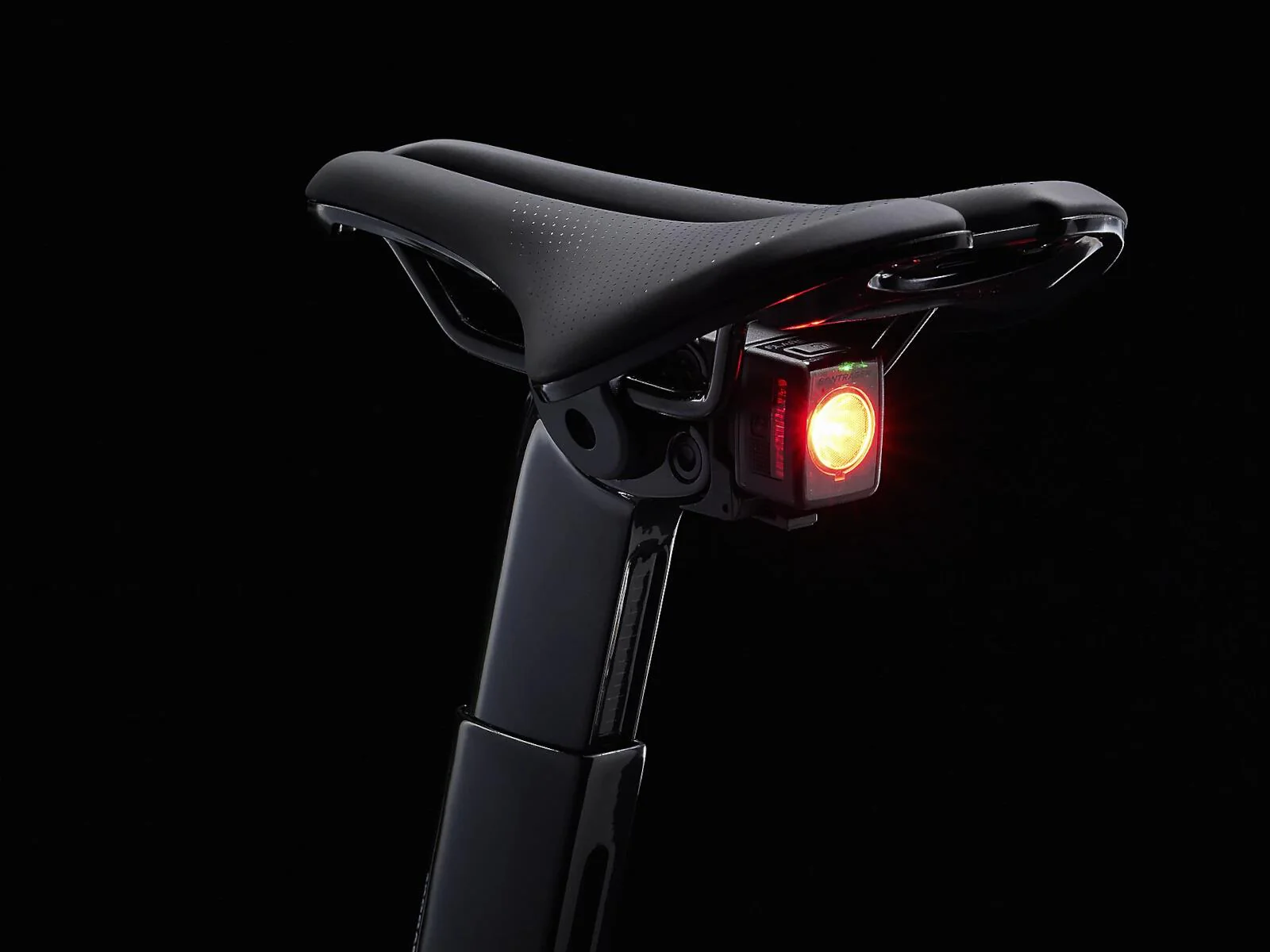Madone SL 6 Di2 Dnister Black - Image 11