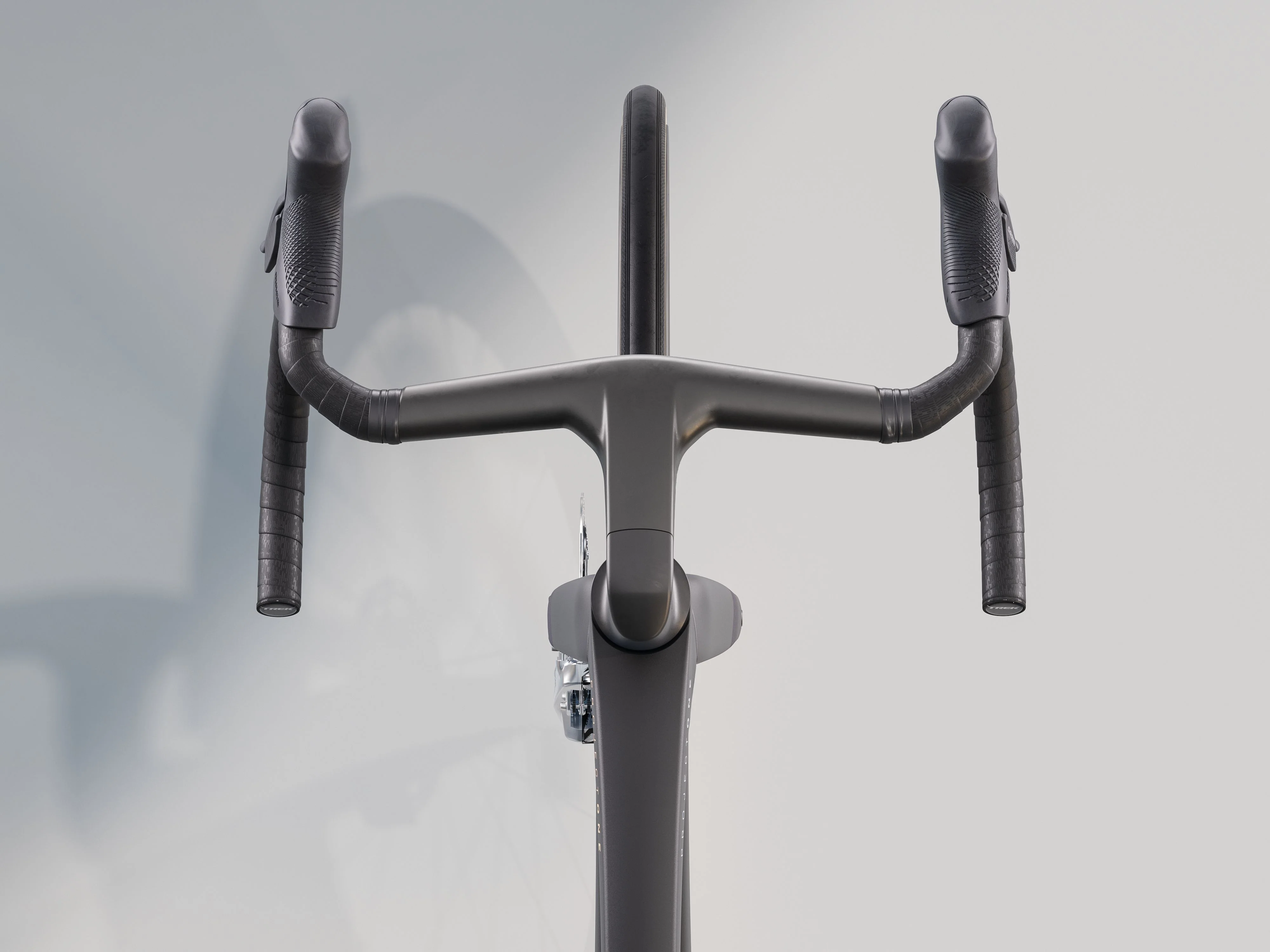 Madone SLR 8 AXS Gen 8 - Matte/Gloss Carbon Smoke - Image 3