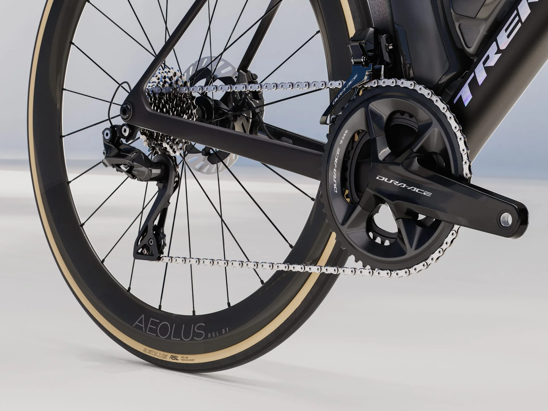 Madone SLR 9 Gen 8 - Matte/Gloss Carbon Smoke - Image 6